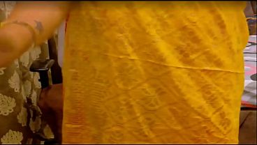 Asian Zoya enjoys anal fingering