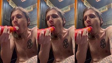 Deep throat’s Horse Cock Dildo
