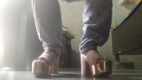 fuck in my wife  meri wife ne mujhe se dildo se chudwaya