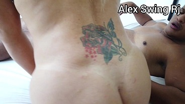 Minha namorada me pegou no flaga assistindo vídeos pornô no celular, E fode comigo , Ines Ventura