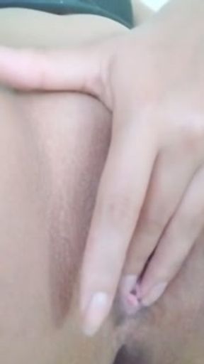 Masturbándome y grabando amateur casero