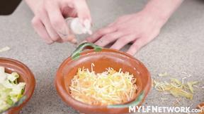 ”Cute blonde  cougar Hyley Winters is orally pleasured & ravaged in live show”