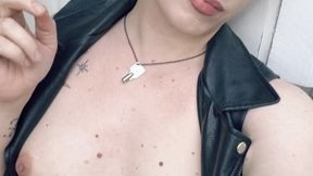 Sienna Starlight smokes and undresses in all leather