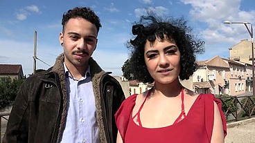 Le show très coquin d'une véritable artiste du sexe, Azylis !