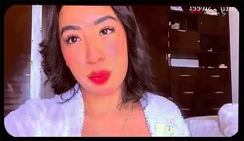 Latina Kitty's Explosive Double Squirt Masturbation