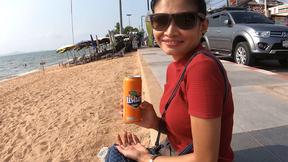 ”Amateur Thai teen having fun with her two week millionaire BF”