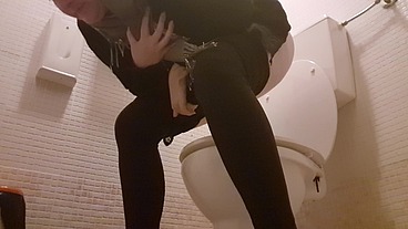Big pee in dirty public toilet 4K