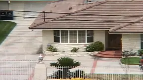 sündige Neugier verliert jede Kontrolle mit jeder Grenze