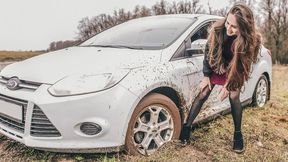 15_RGS Lovely girl stuck on a dirty road