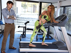 Instead of massaging he fucks his TS clients ass