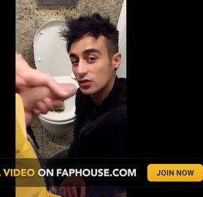 Someone Came, but at the Second Time He Finally Swallows Public Toilet