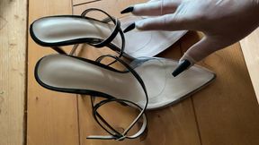 2 Cumshots on sexy high heels