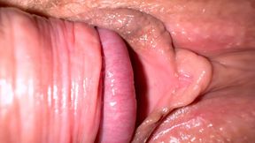 MOMENT: let&#039;s be friends. My lips are opening for you) but