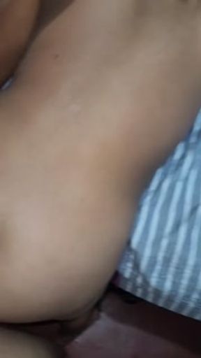 Cito a mi cuñado a conversar y me termina cojiendo🍑🍆💦