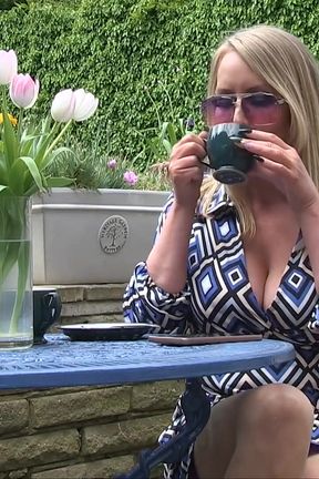 Step Mom Mackenzie Gets Jasmine on the Net!