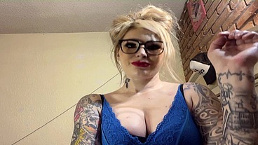 Mommy Feminizes You