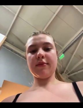 Double Penetrating on Public