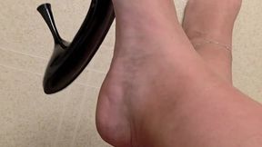 Mule asmr against soles