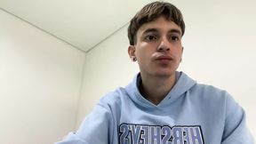 SHY TWINK DOING PRIVATE TO SHOW HIS COCK AND ASS