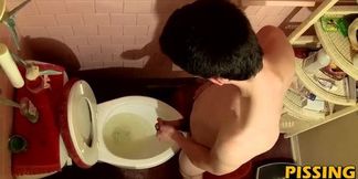 PISSING TWINK - Cooper Reeves and Nolan love pissing on each other