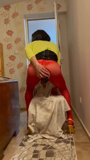 Sissy Anal Training Black Dildo