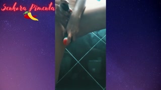 Senhora Pimenta makes a delicious video with a giant vibrator and ends up squirting.