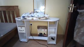 Who Sticking There Tongue in Stepmommy’s Asshole and Eating This Pussy From the Back????? Anyone?