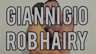 Vaders die piemels zuigen voordat ze anaal worden geneukt zonder condoom.
