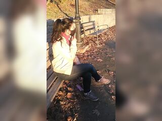 STRANGER GAL IN THE PARK FLASHING AND GO TO MY ABODE