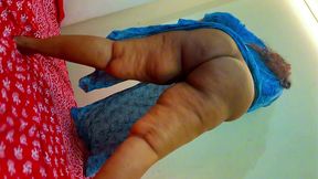 muslim arabian big ass bbw hot maid after work show her big ass for get fucked from boss