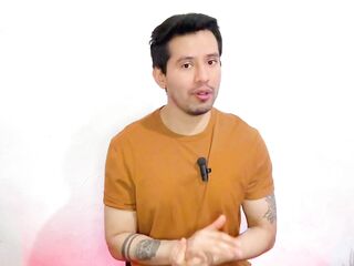 Ex convicto dotado termina rellenando de jizz el culo del joven carpintero! relato raunchy