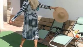 She came from the beach MOV