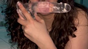 Amateur Natural Brunette Plays With Dildo