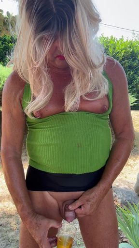 Transgender Kassy54 drinks piss outdoors