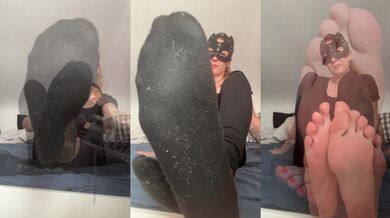 dirty slave, when I say smell, you have to smell!