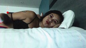 Banging and Chatting with Viewers on a Live
