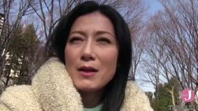 Mature Woman Explores Sensual Toy: Swelling Desire Reveals Ripe Body Secrets