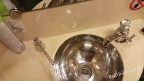 We decided to have sex in the train toilet - blowjob