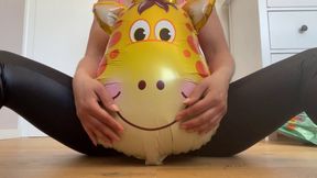 Popping this cute foil balloon