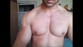 Alex Robert Flexes His Muscles on Camera