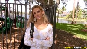 Skinny girl is enjoying his peen inside