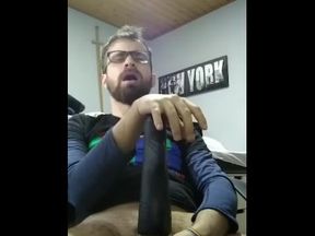 Testing out the sextoy Close2You