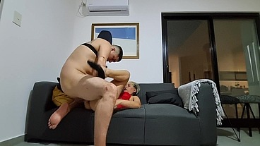 Mesera Argentina Tiene Sexo Con un Desconocido