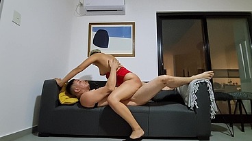 Mesera Argentina Tiene Sexo Con un Desconocido