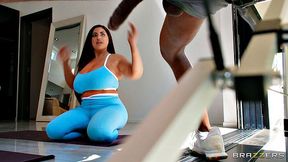 Free Massage for Yoga Cutie