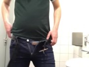 Wanking at the AIRPORT before the Flight ** HUGE CUMSHOT **