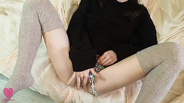 Cutie takes a dick in her mouth and spreads her legs in order to feel the hot cock inside herself