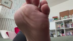 After gym stank - Sweaty BBW Roxanne Miller makes you cum with huge boobs, huge tits, smelly tits, smelly bra, stinky feet, pungent armpits, swamp ass, dirty talk, bbw body, female domination, joi, filthy socks, smells talk, stinky sweat and feet 4K