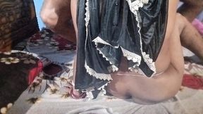 Desi Mature Aunty In Red Saree fucking with Lover