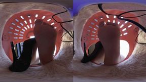 The 3DVR 180cc high-heeled sandals crushed and humiliated the dwarves in the cage